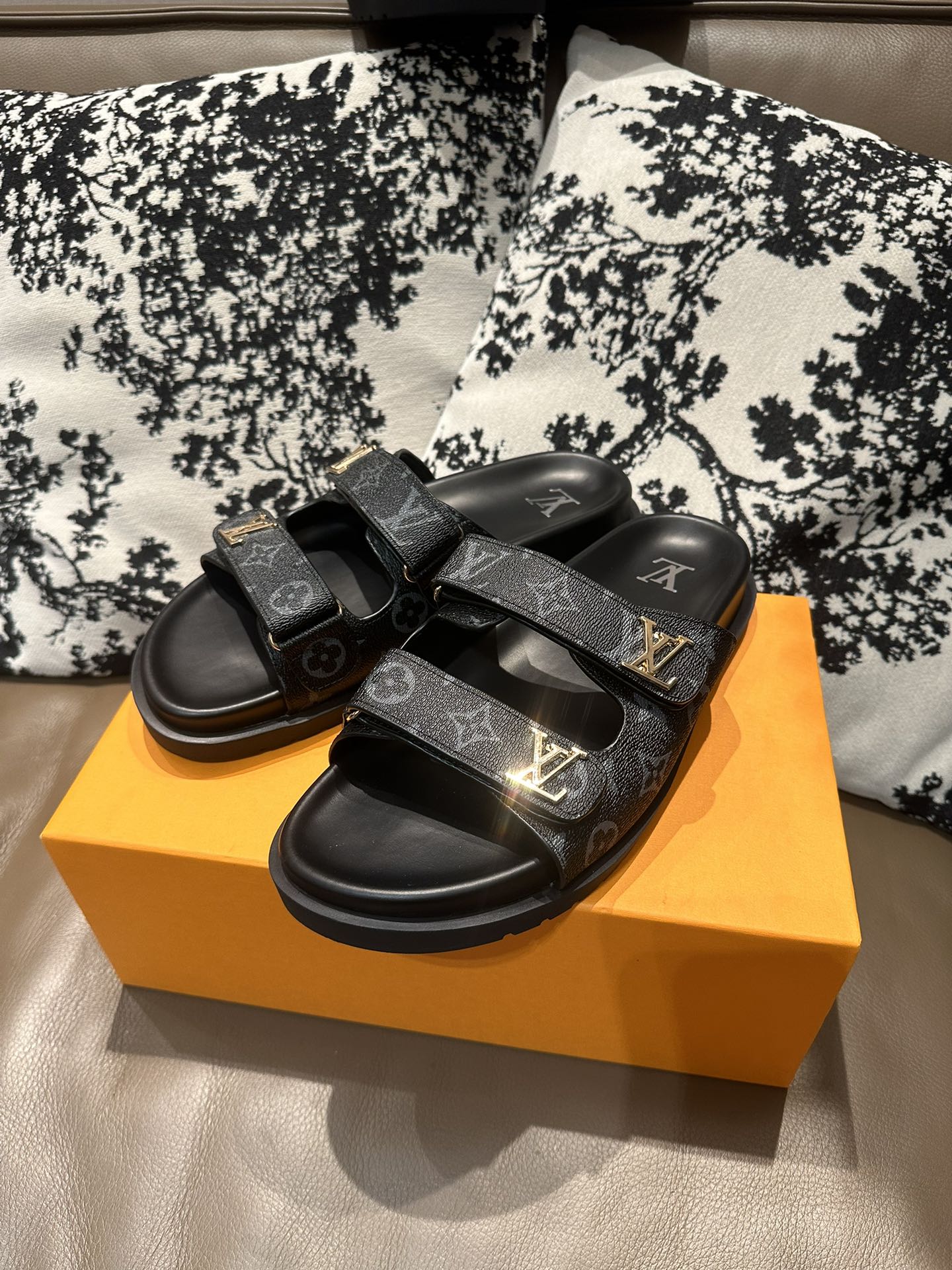 285ZE29Z  Popular leather Shoes