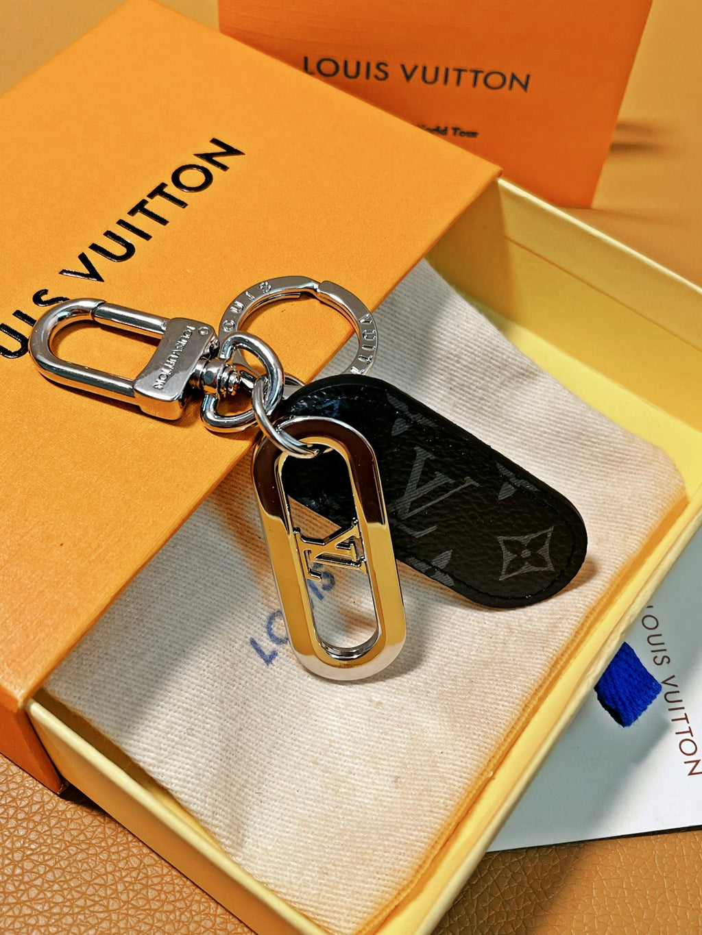 14E61A  Popular key closure