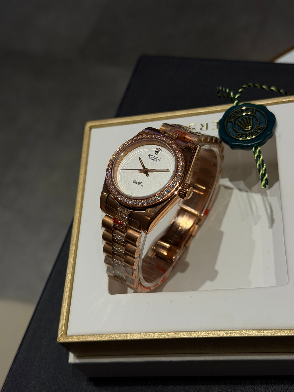 136RL23L Popular Watches