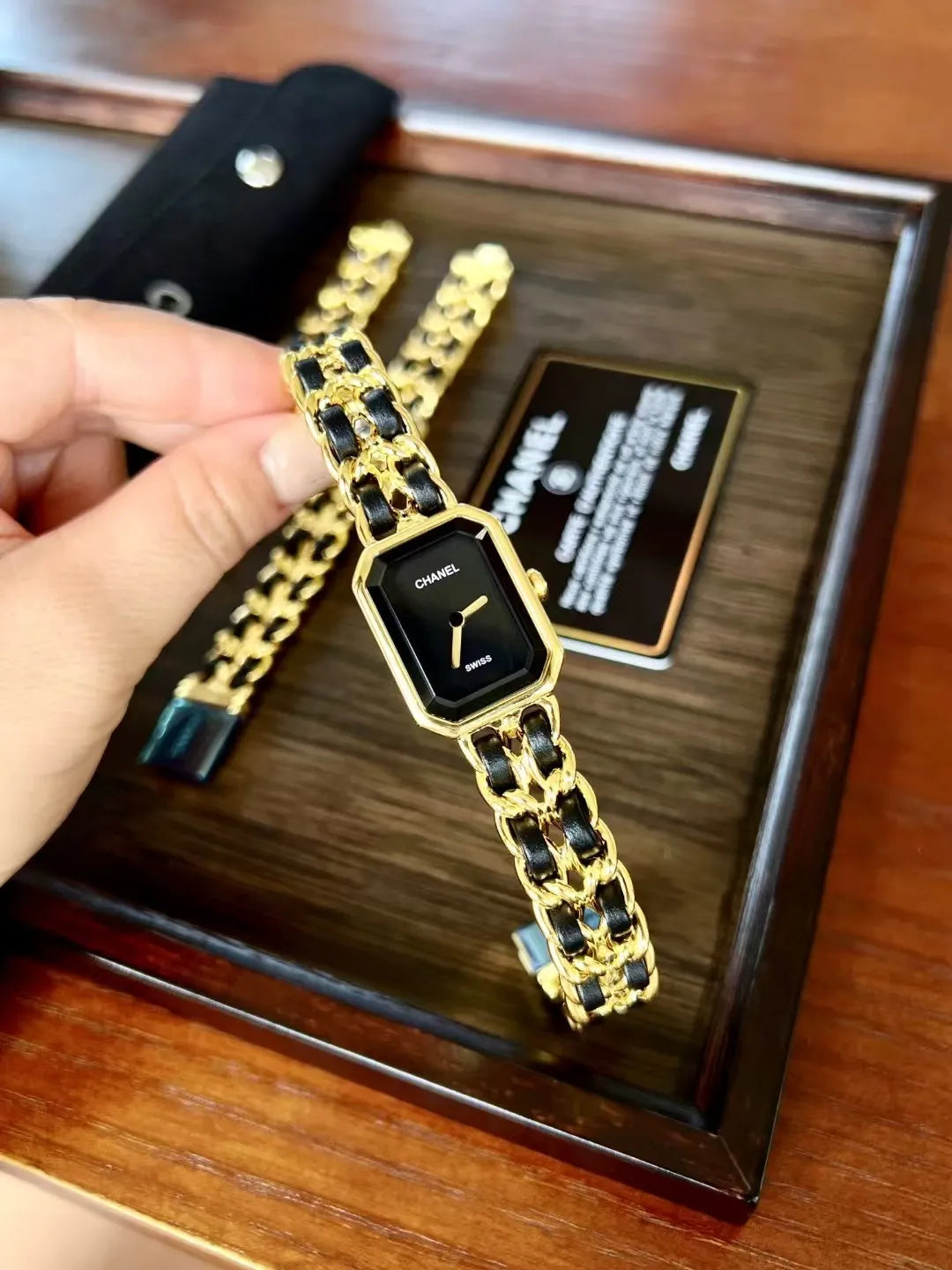 L1R66T1 Popular watches