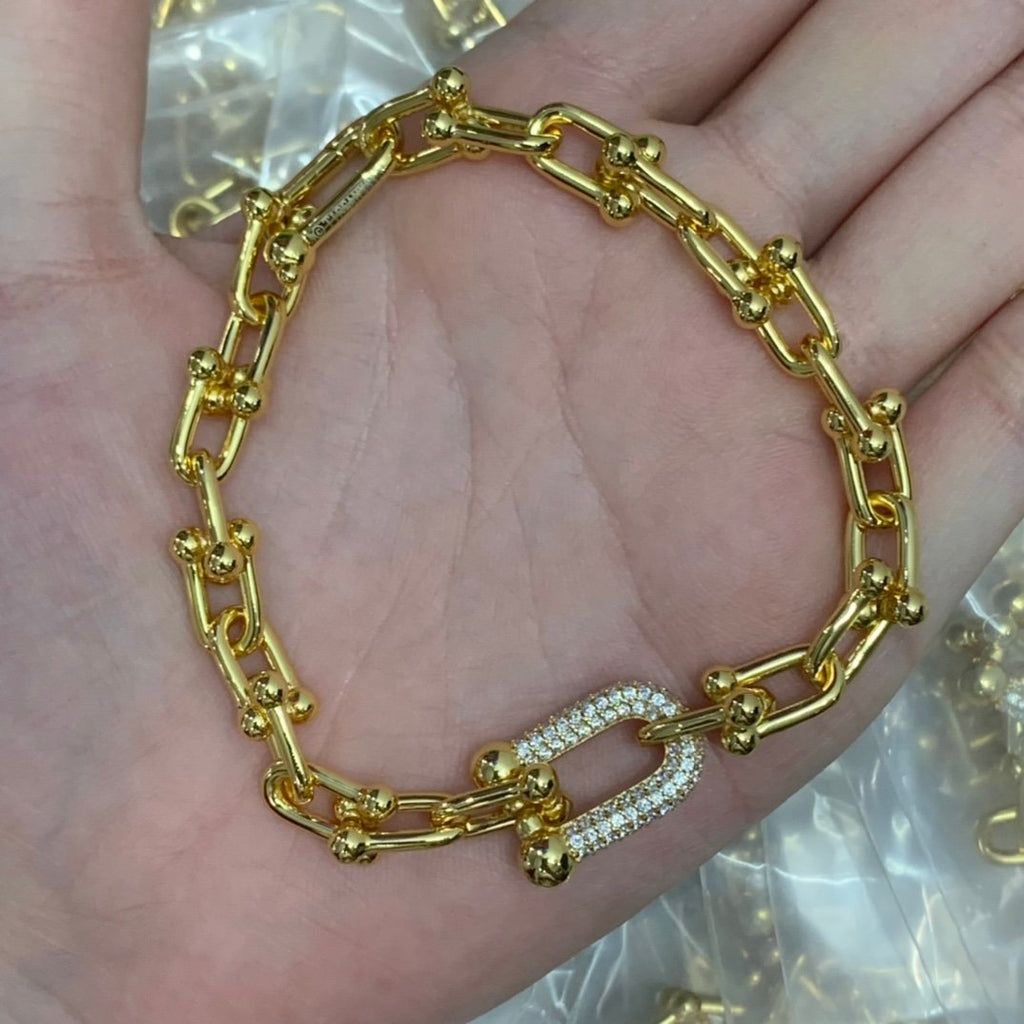 8XT31X  Popular    Earring Bracelets Necklaces