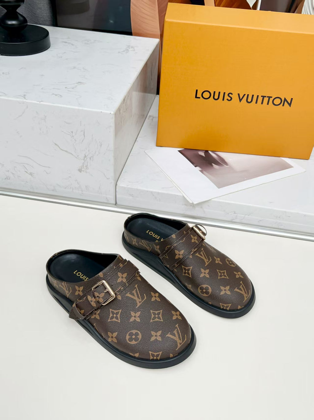 2105QE255Z Popular high-quality Shoes