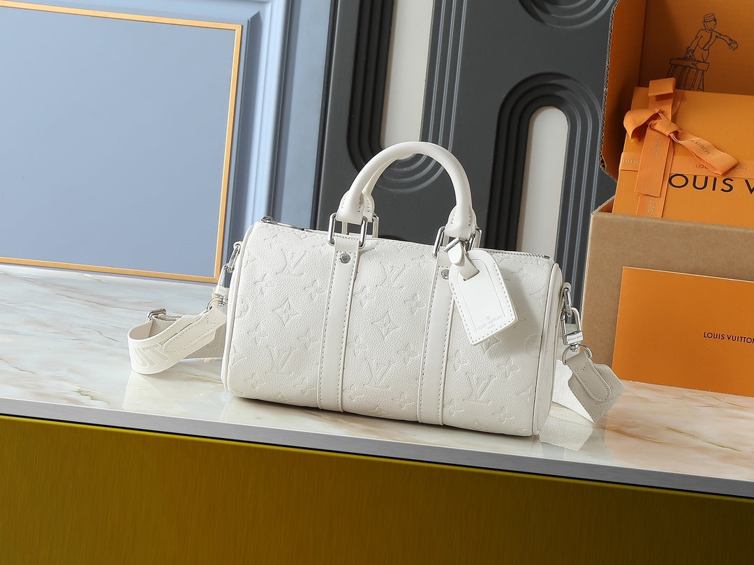 15RE51B  Popular   leather bag
