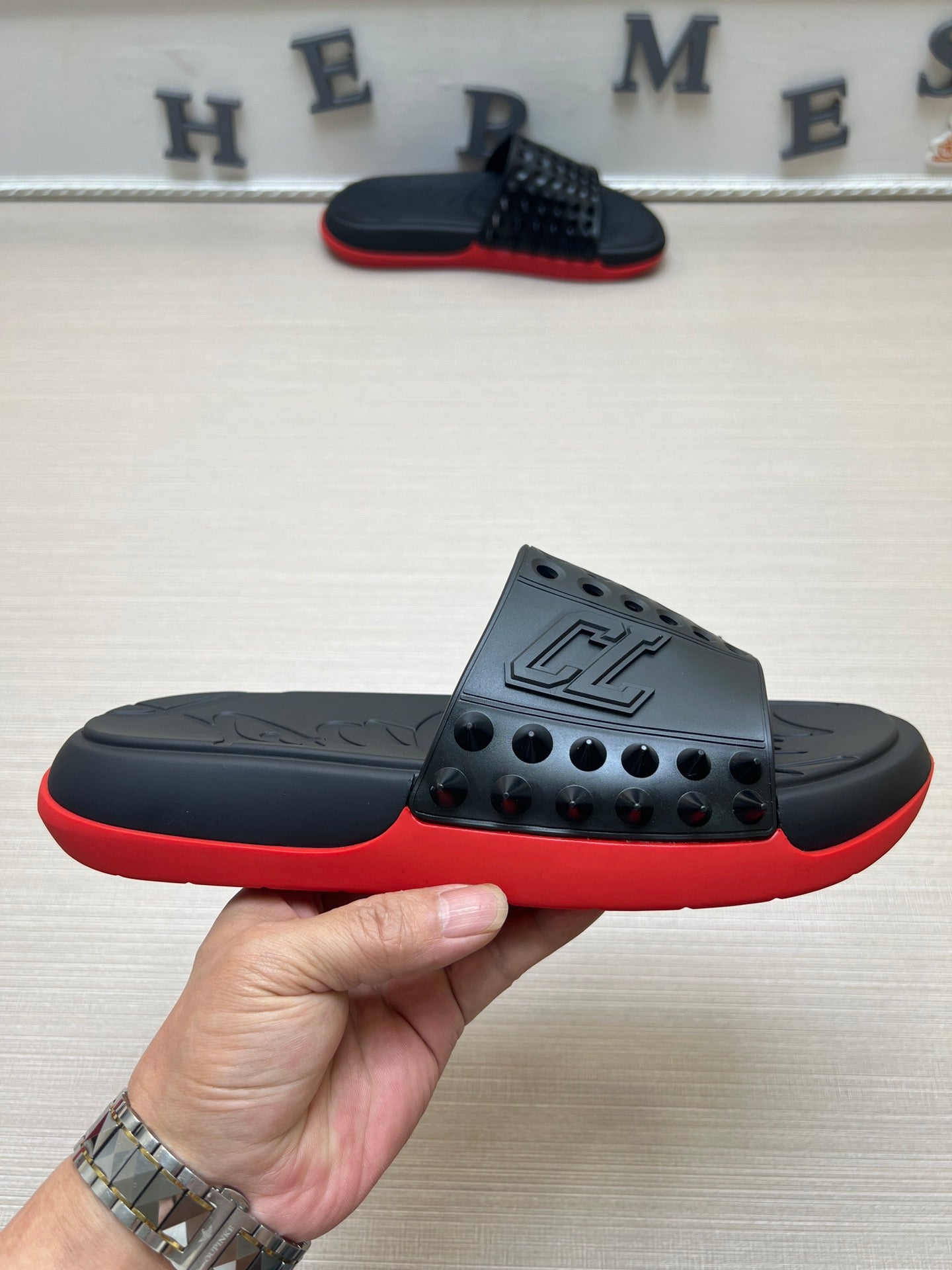 54A18Z Popular slippers
