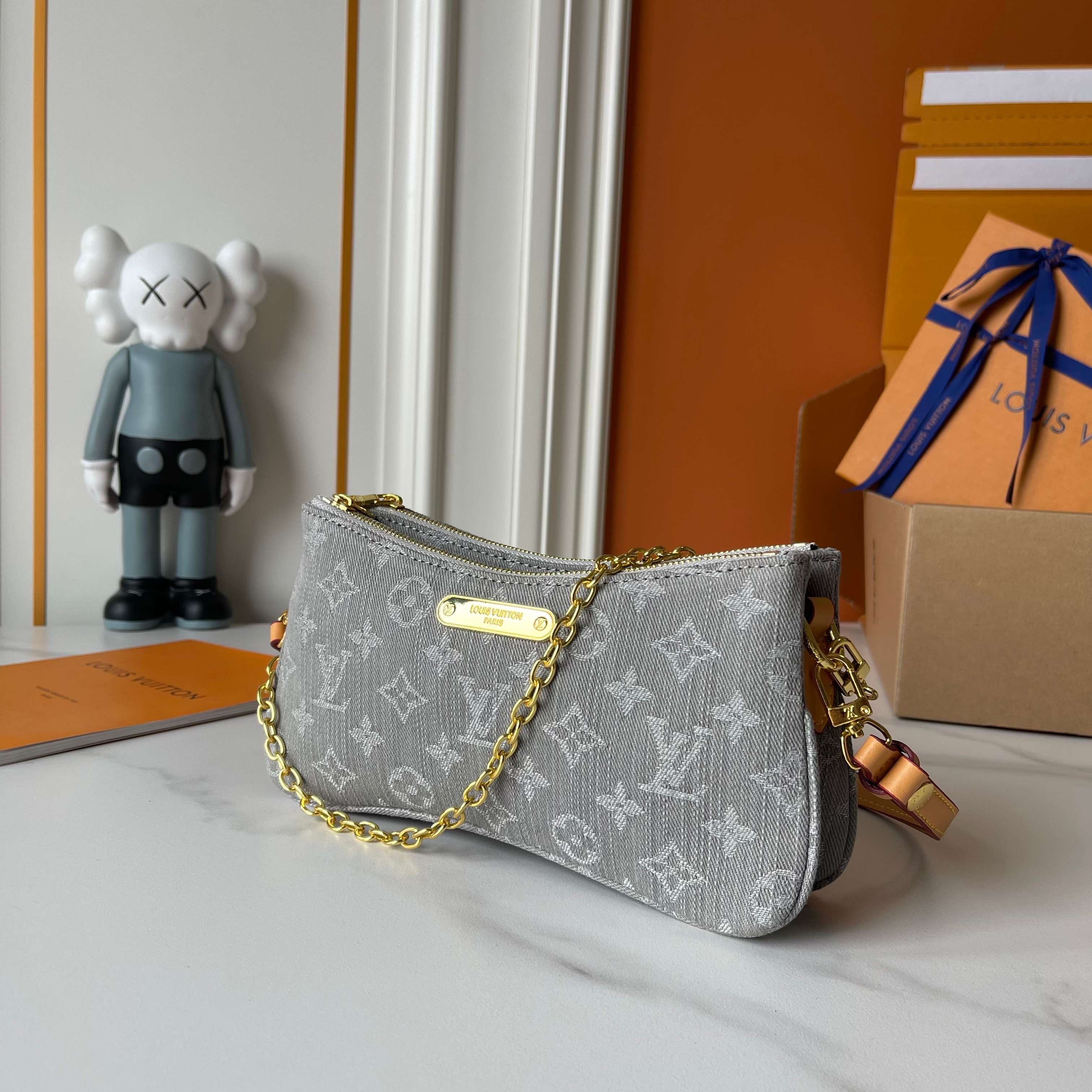 15RE30B Popular   bag