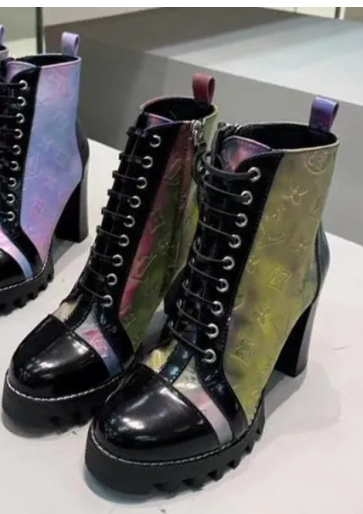 2E13Z Popular high quality  Boots