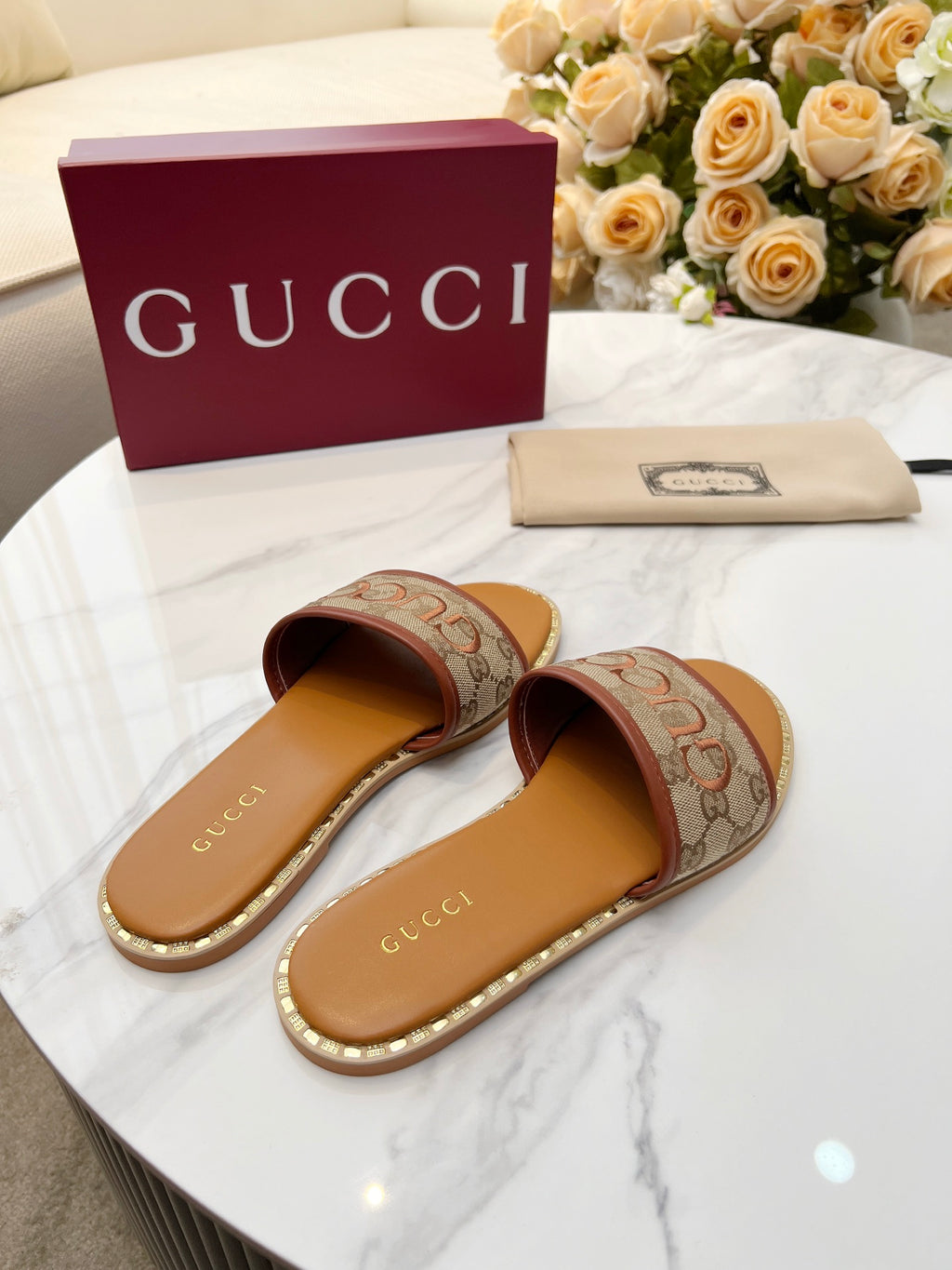 255QB29Z Popular Slippers