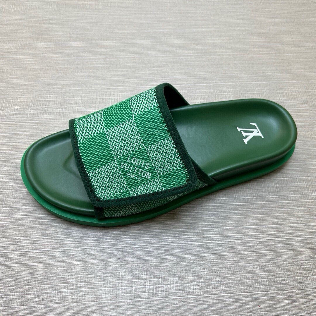 5QE3Z Popular Slippers