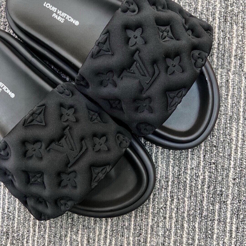 5QE13Z Popular Slippers