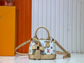 146PE104B Popular leather bag