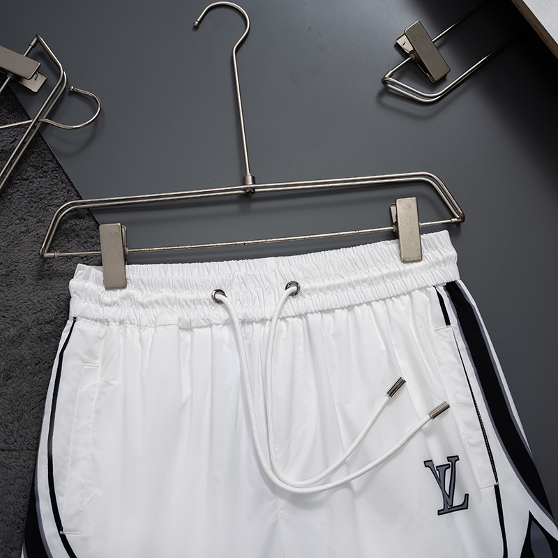 136NE32U Popular shorts