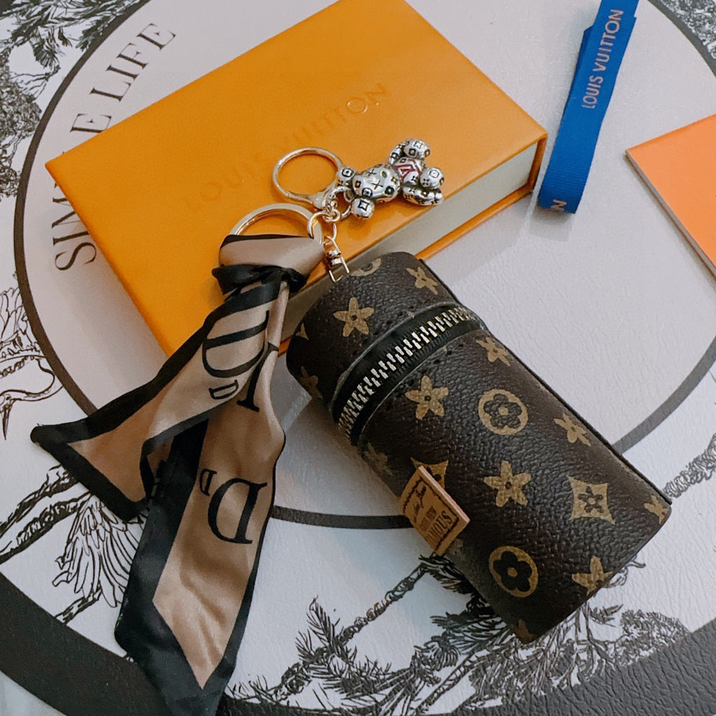 35ZE69A Popular bag 's charms accessories