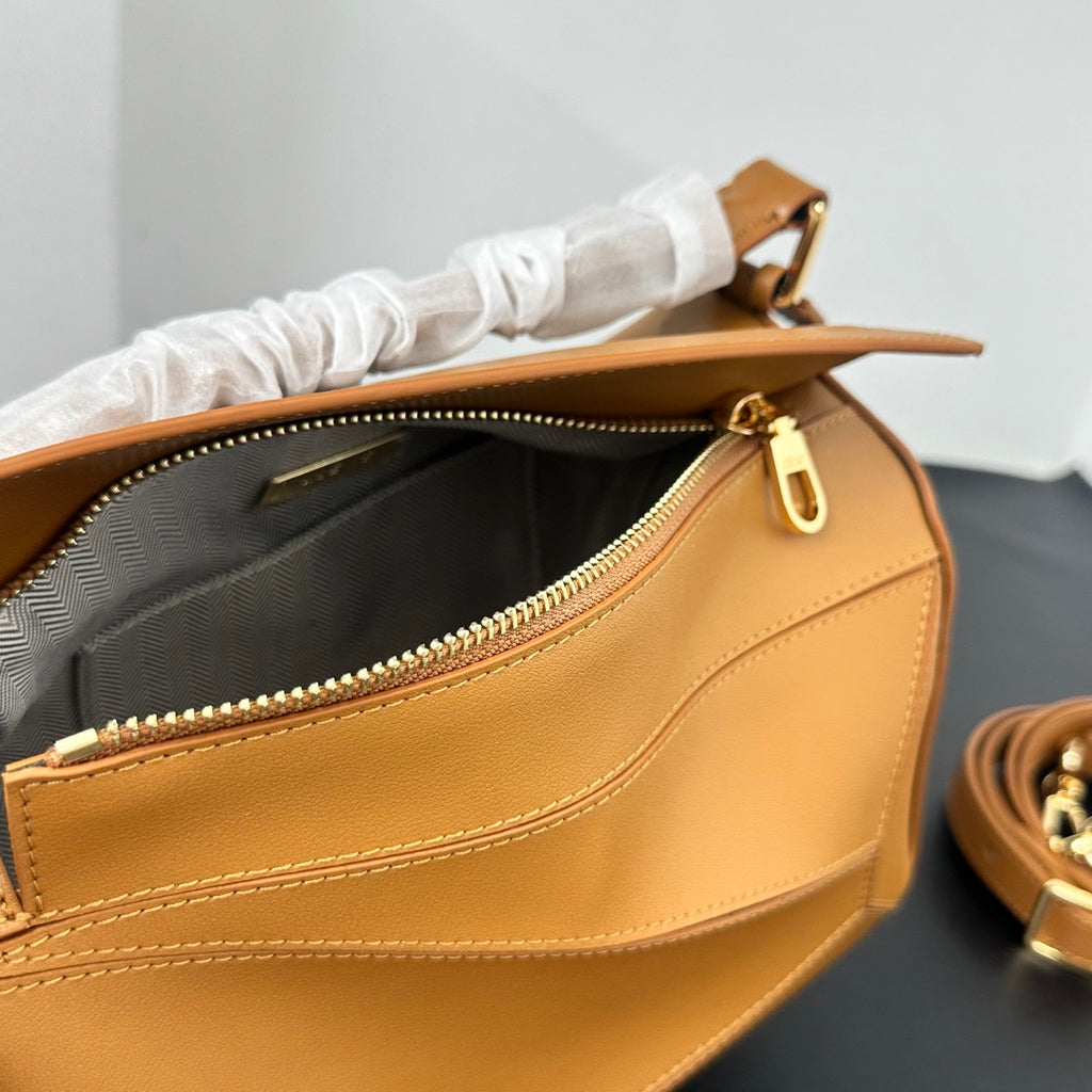 146RA9B Popular leather bag