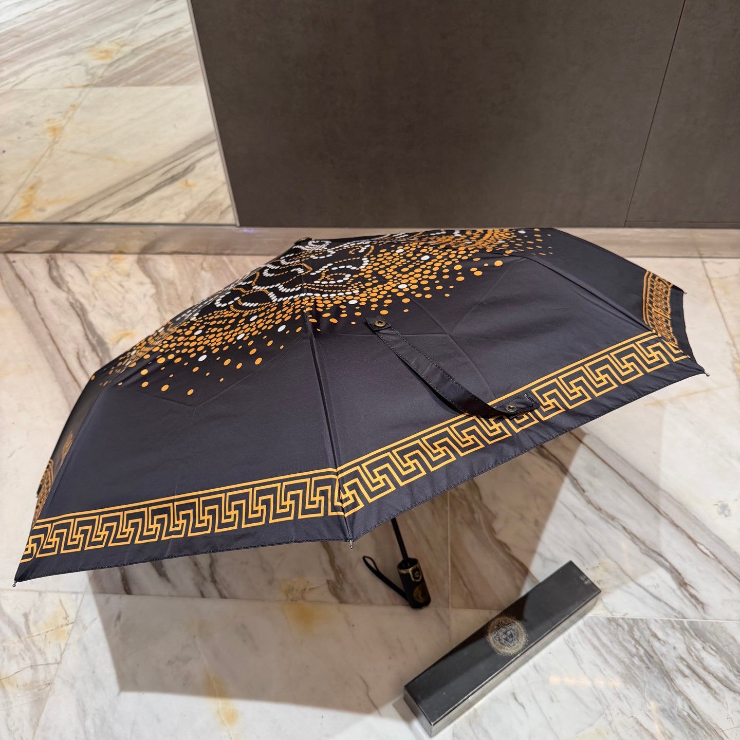 136NA6S Popular UV resistant umbrella