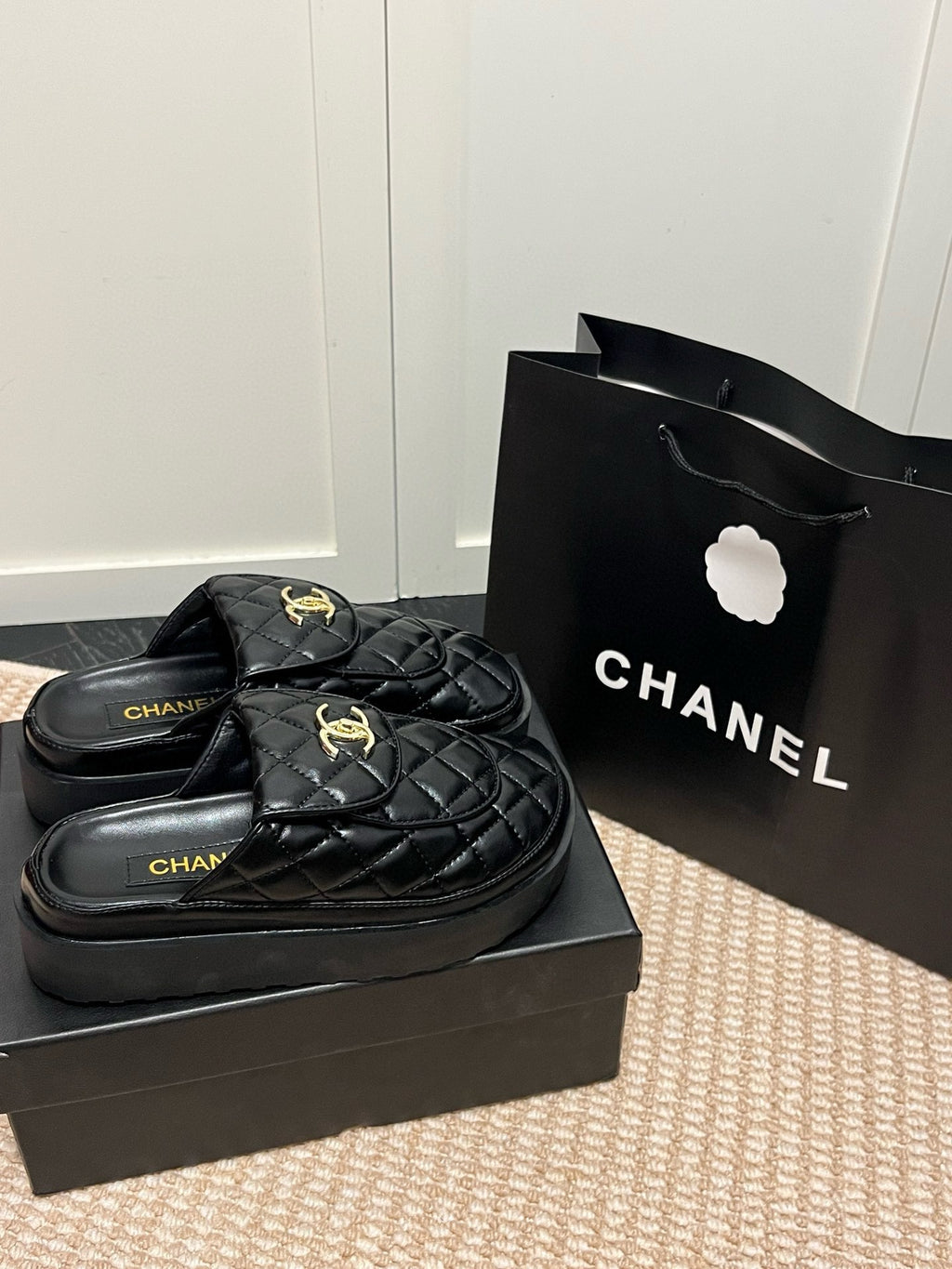 14C154Z Popular Slippers