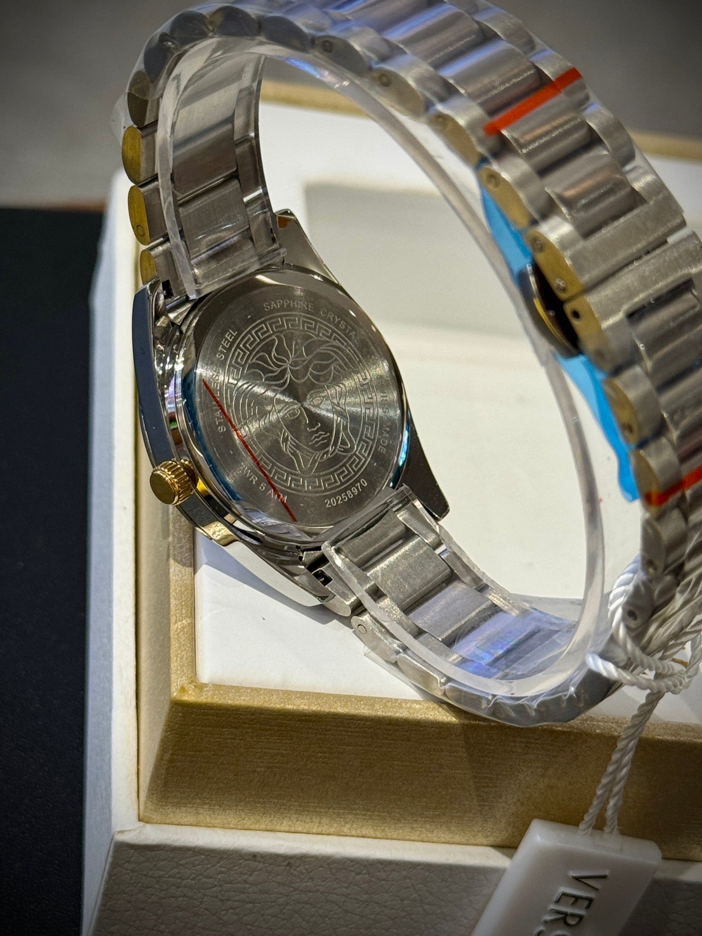 136RV87L Popular Watches