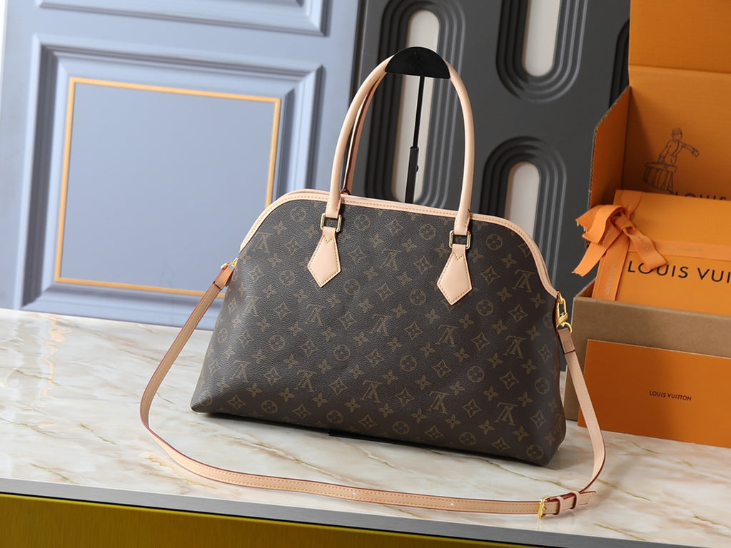 146PE107B Popular leather bag