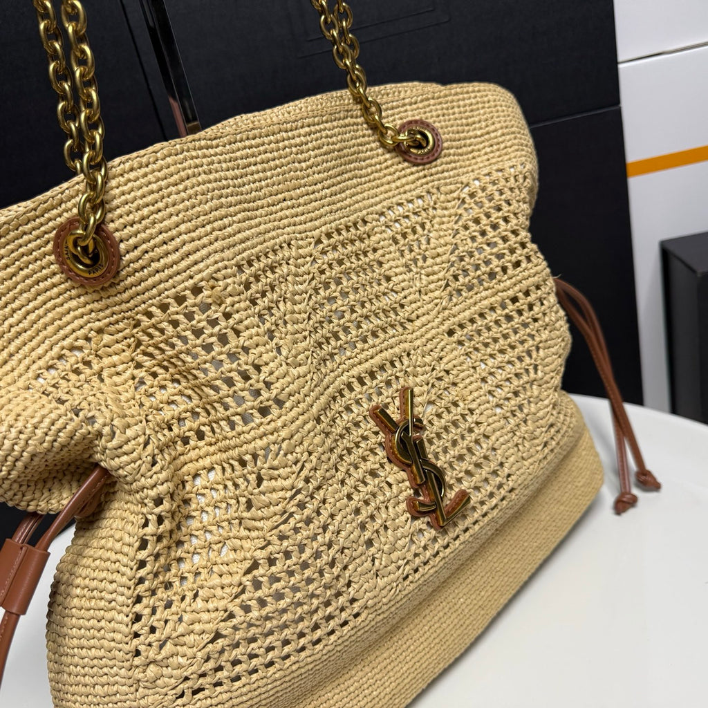 B1X66SL5  Popular woven bag