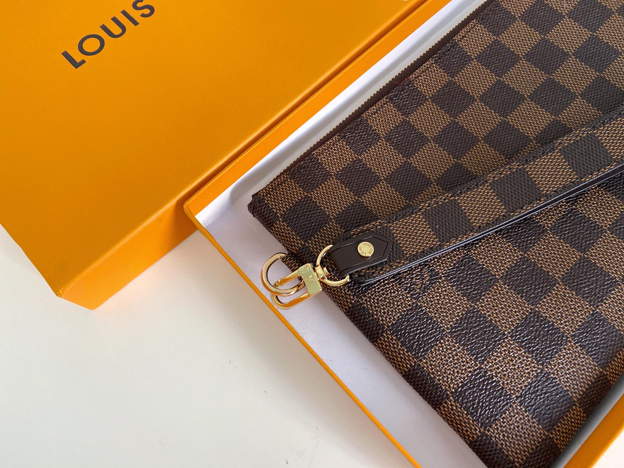 146PE51B Popular leather bag