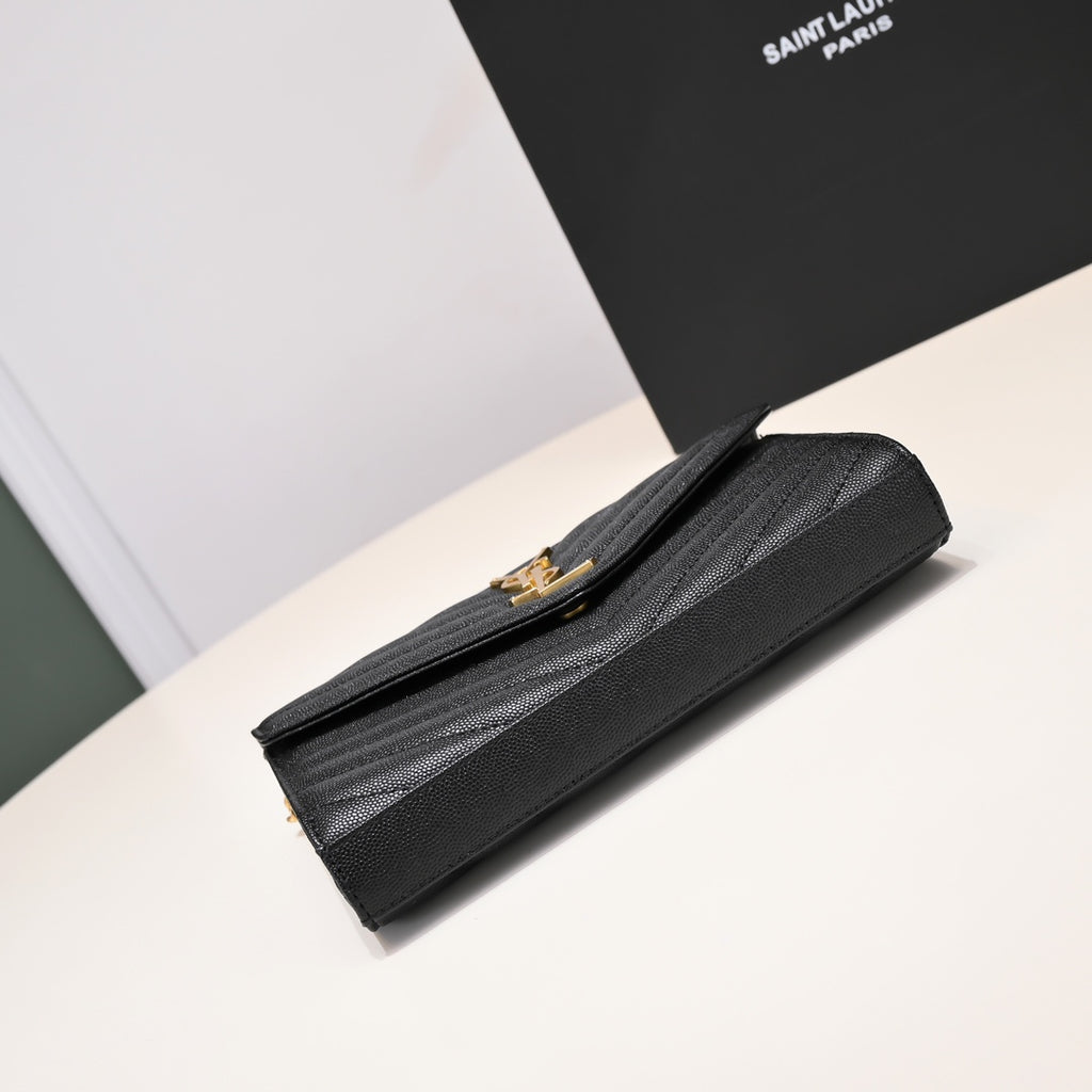 B1R56SL19 Popular leather bag