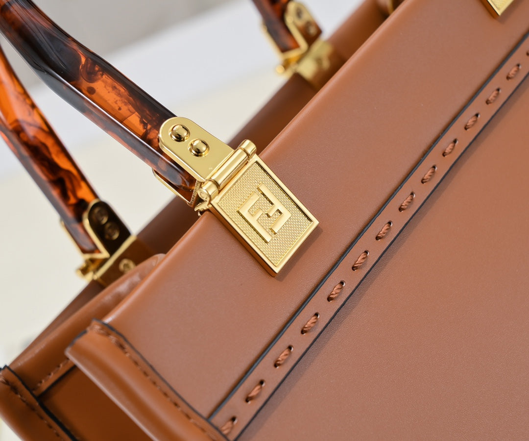 136PF101B Popular leather bag