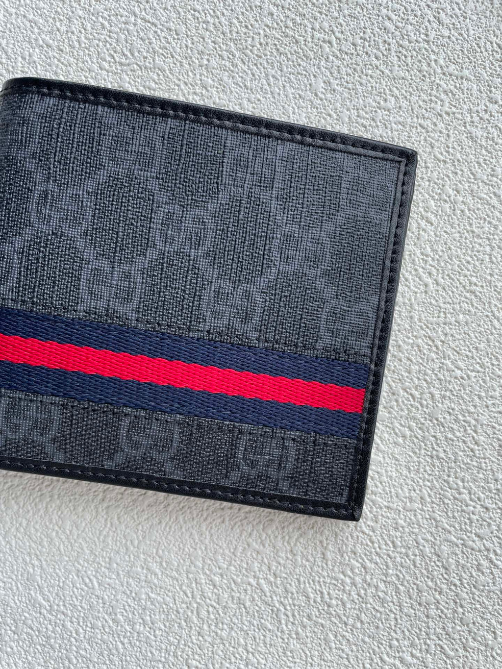 146XB9B Popular leather wallets ( with full packaging )