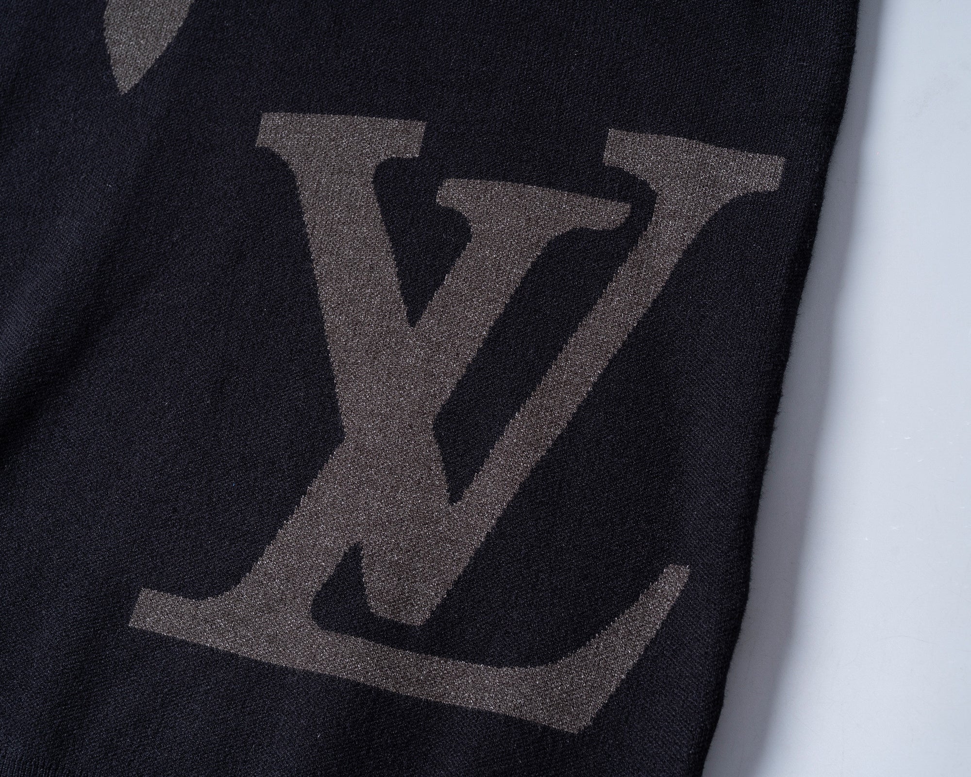 185ZE122U Popular Sweaters