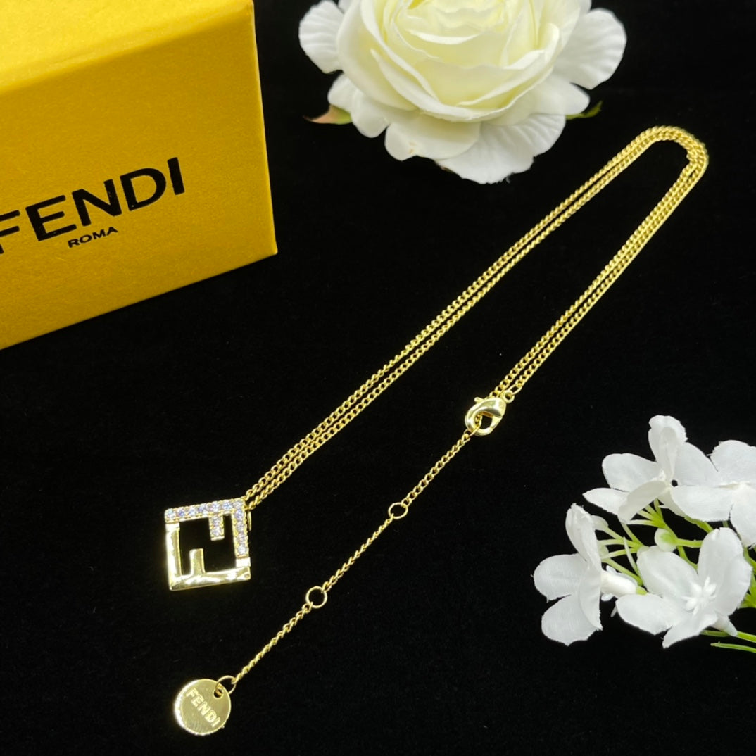 14F975X  Popular   Necklaces