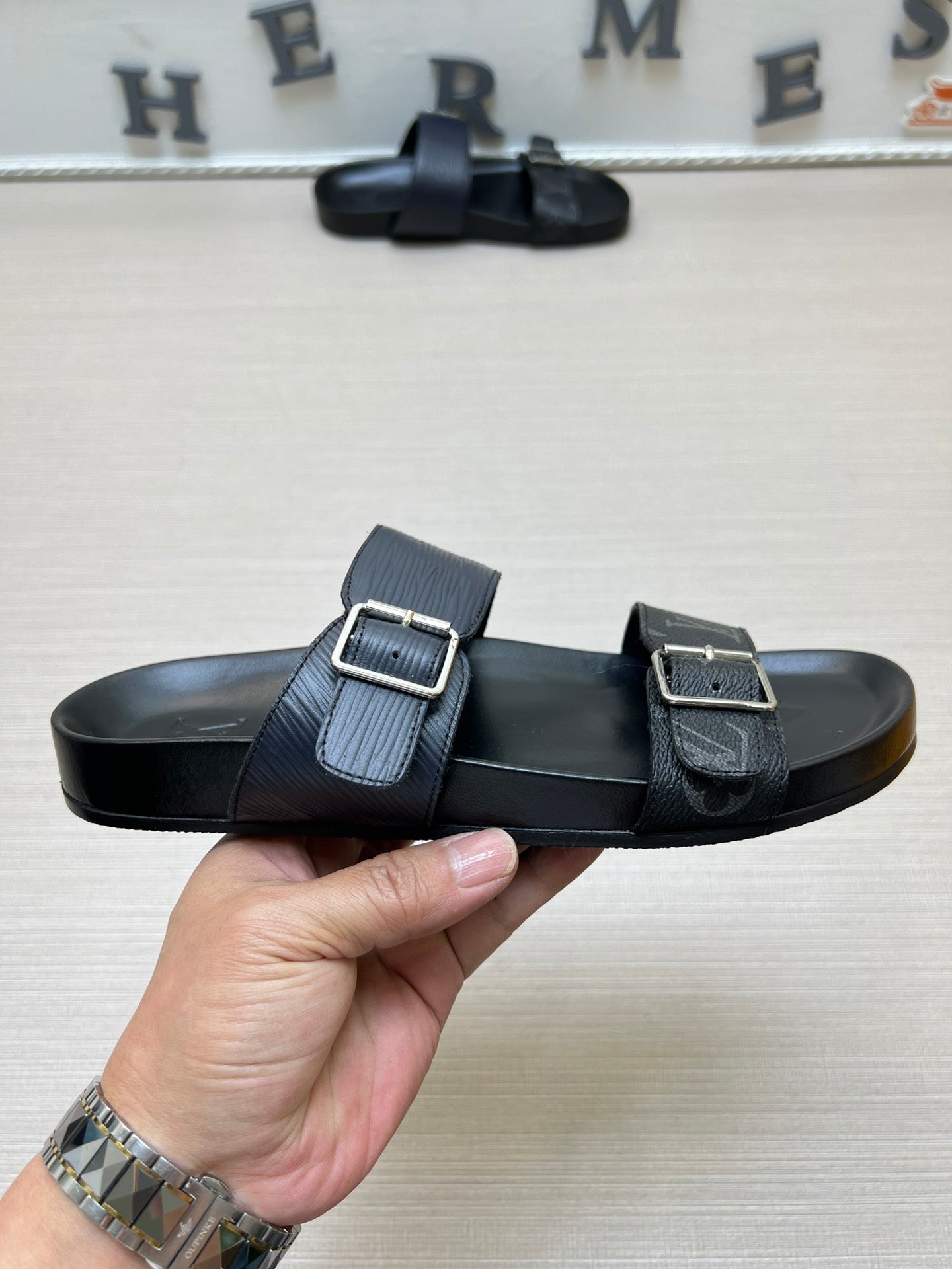 54E87Z Popular slippers