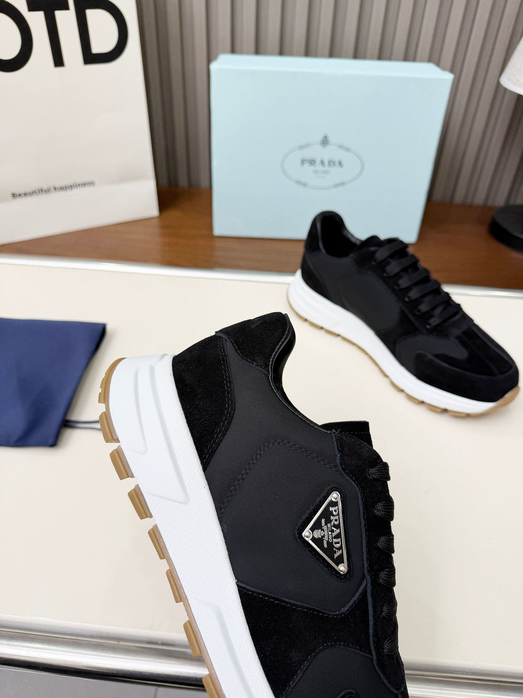 Z2P36P61 Popular high-quality leather Shoes