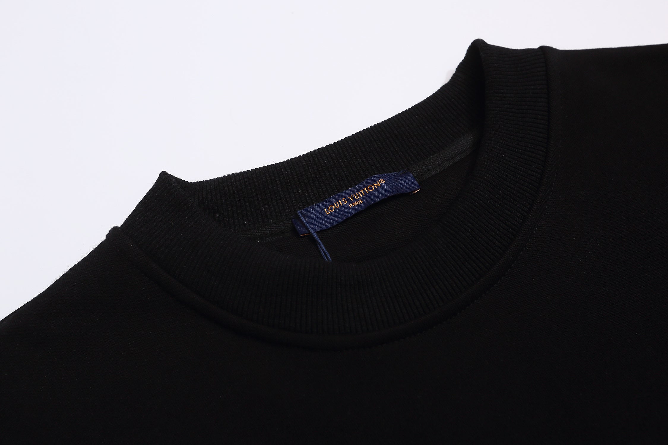 105ZE373U Popular Sweaters