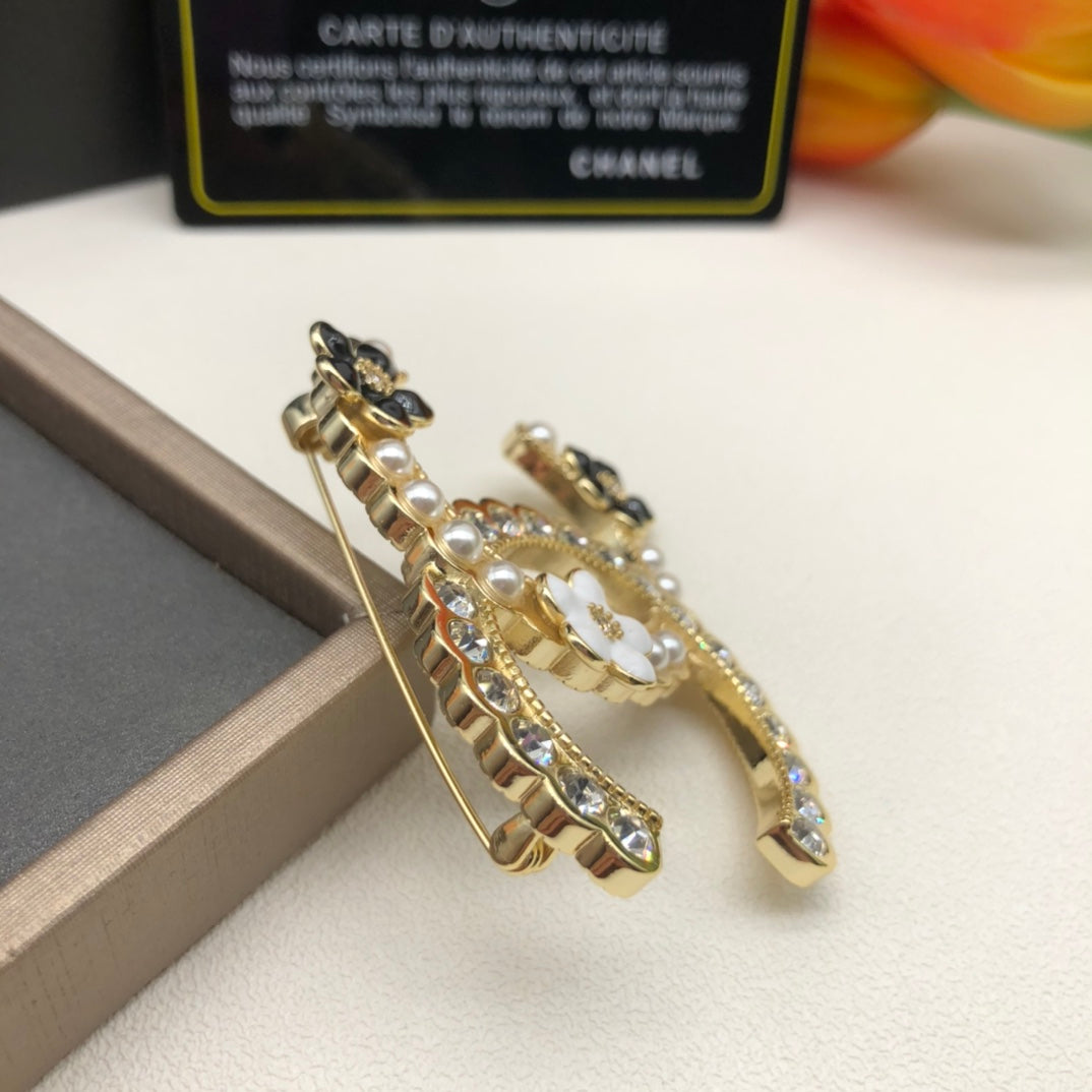 14C874X   Popular Brooch