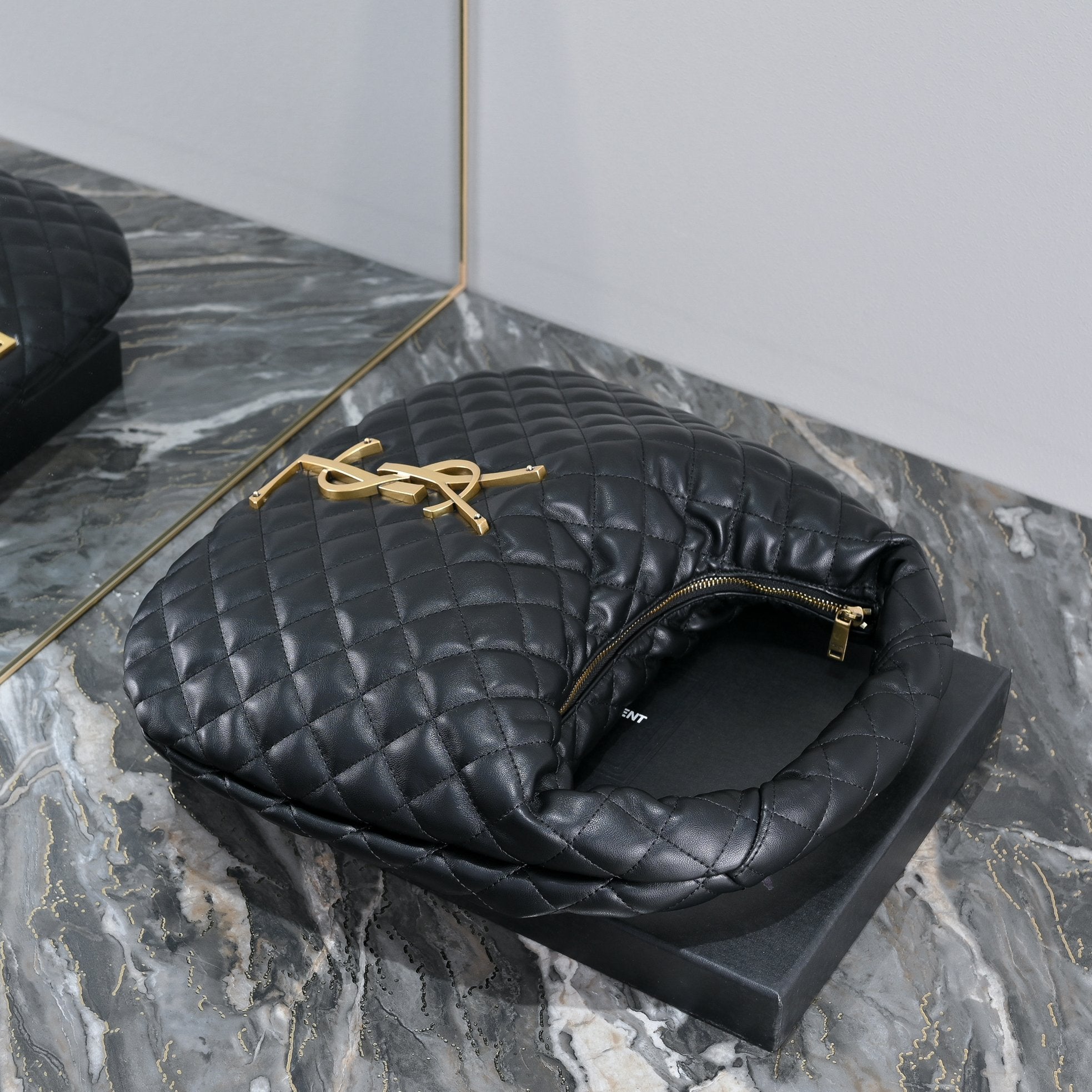 136NSL18B Popular  Purse