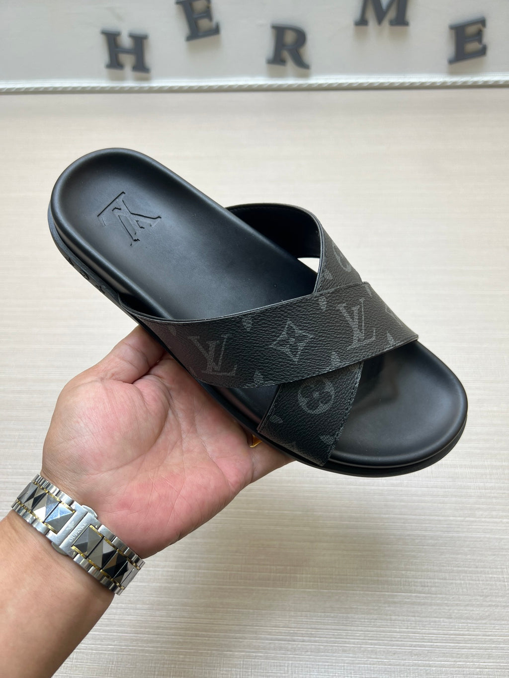 54E56Z Popular slippers