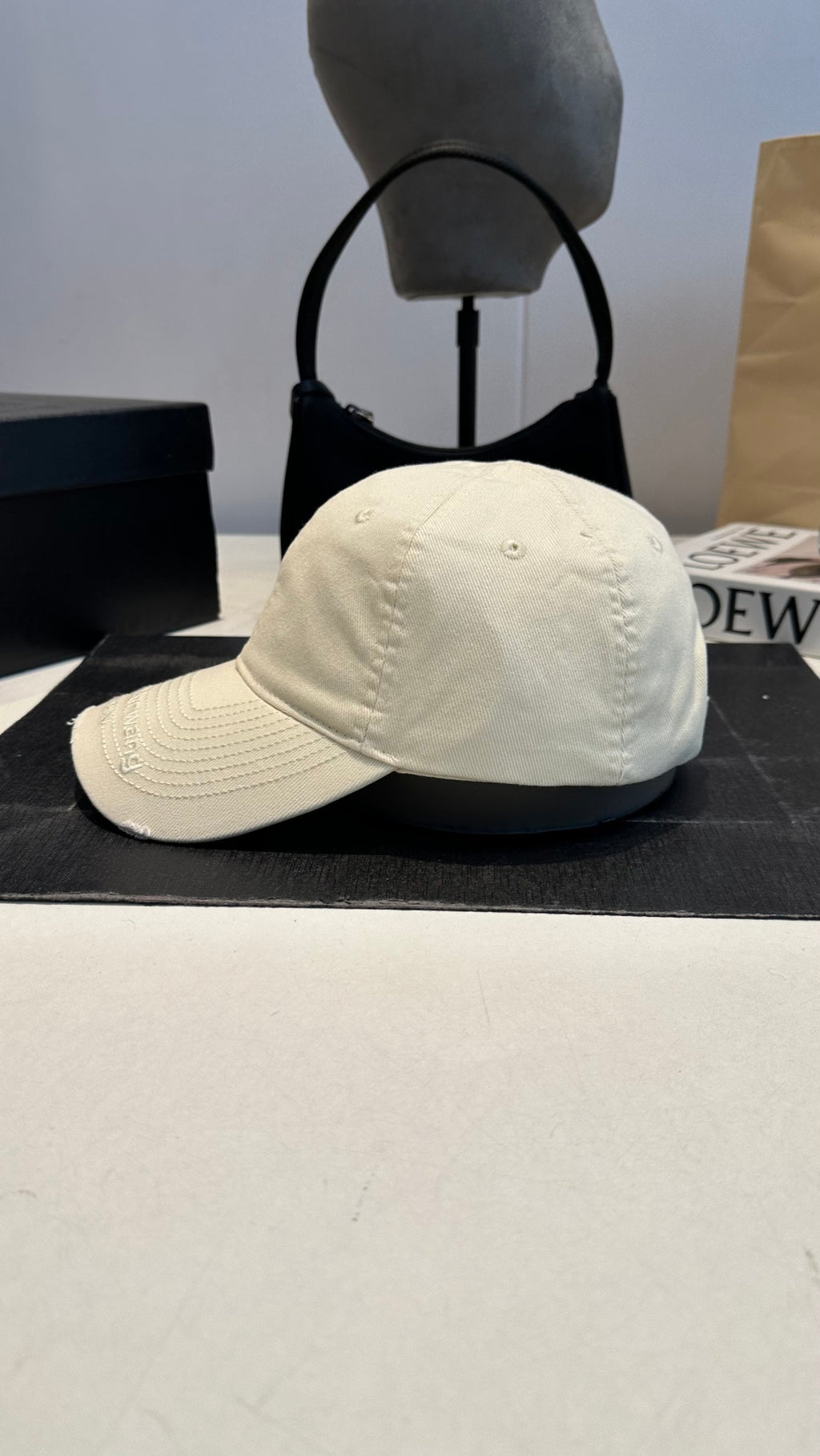 16XA5M Popular hats