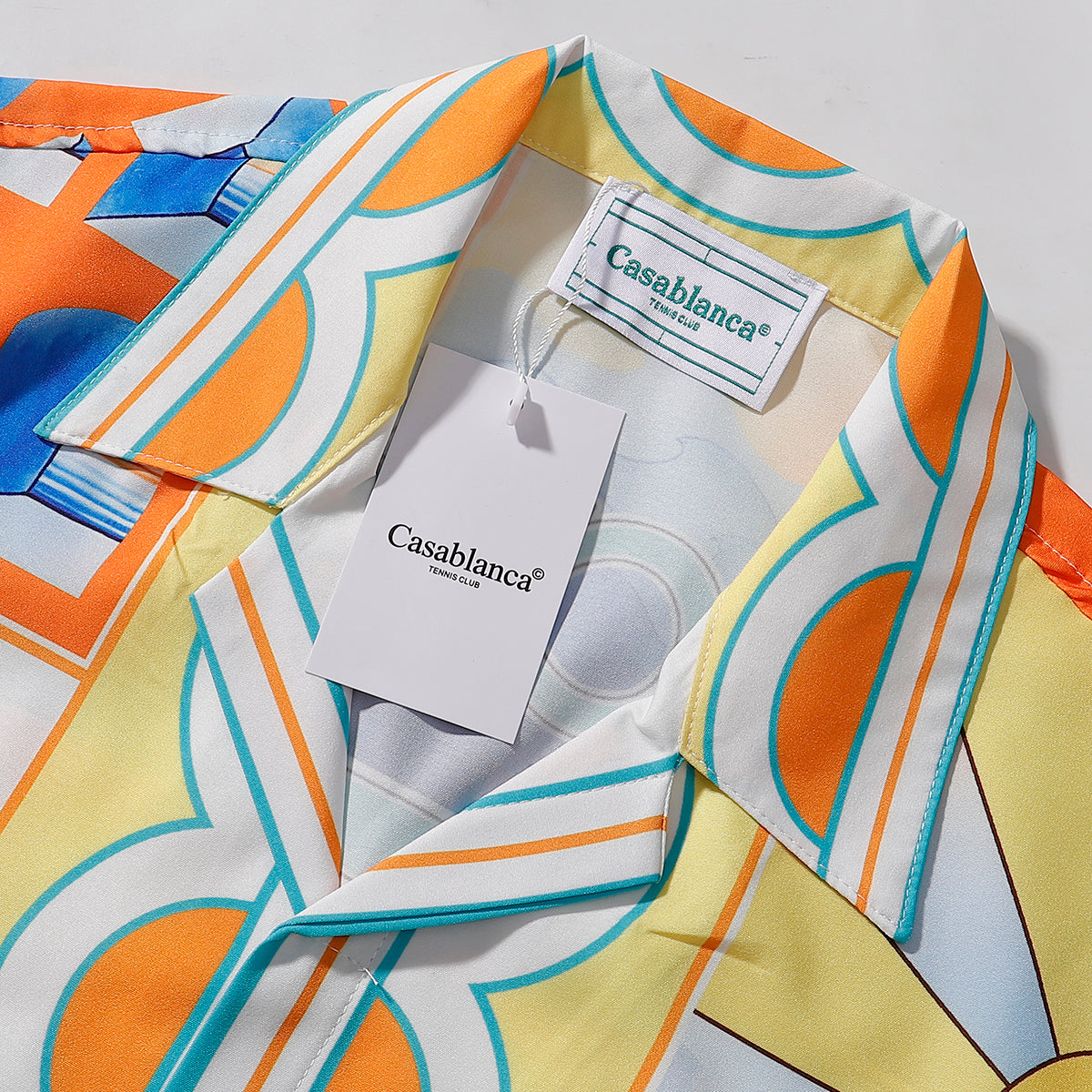 135RA138U Popular shirt and shorts set