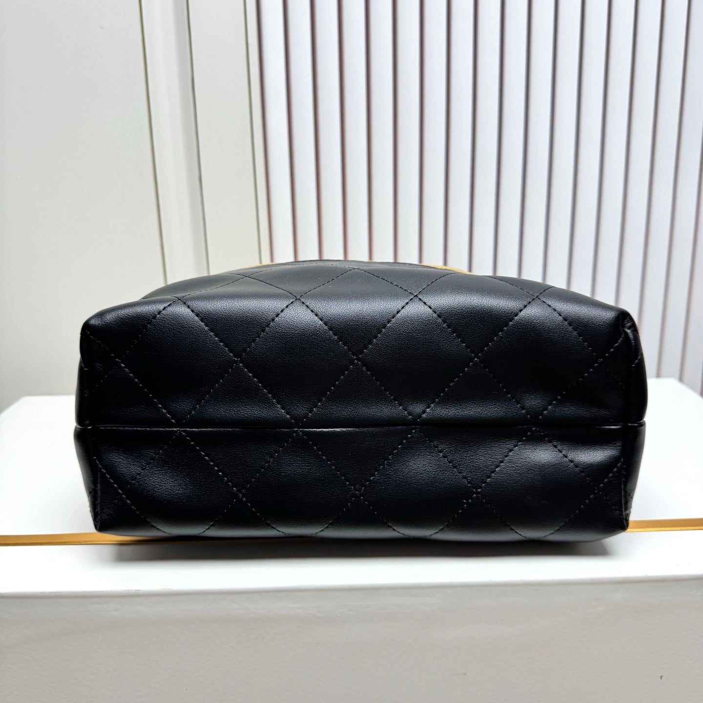 146PC19B Popular leather bag