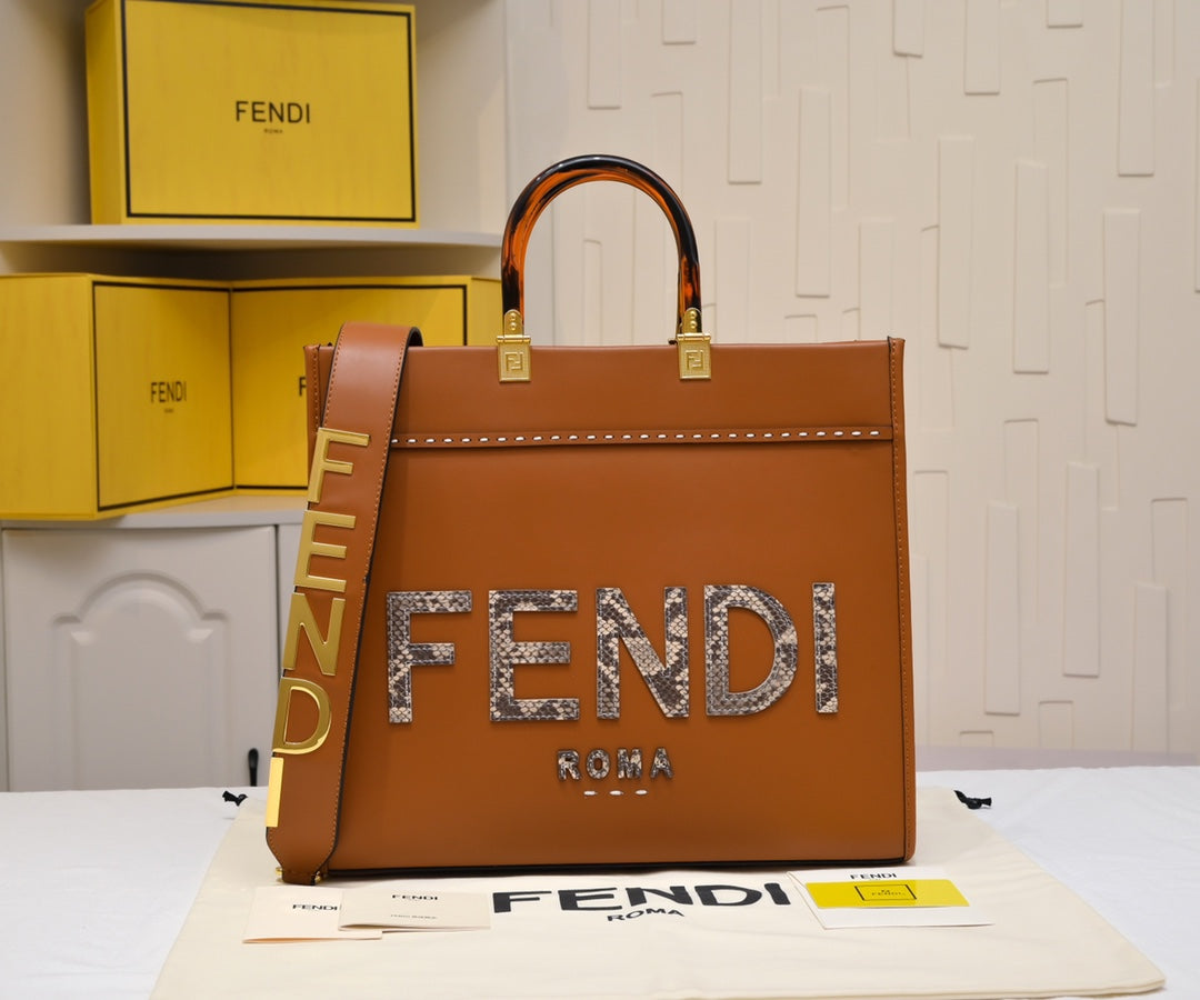 136PF104B Popular leather bag