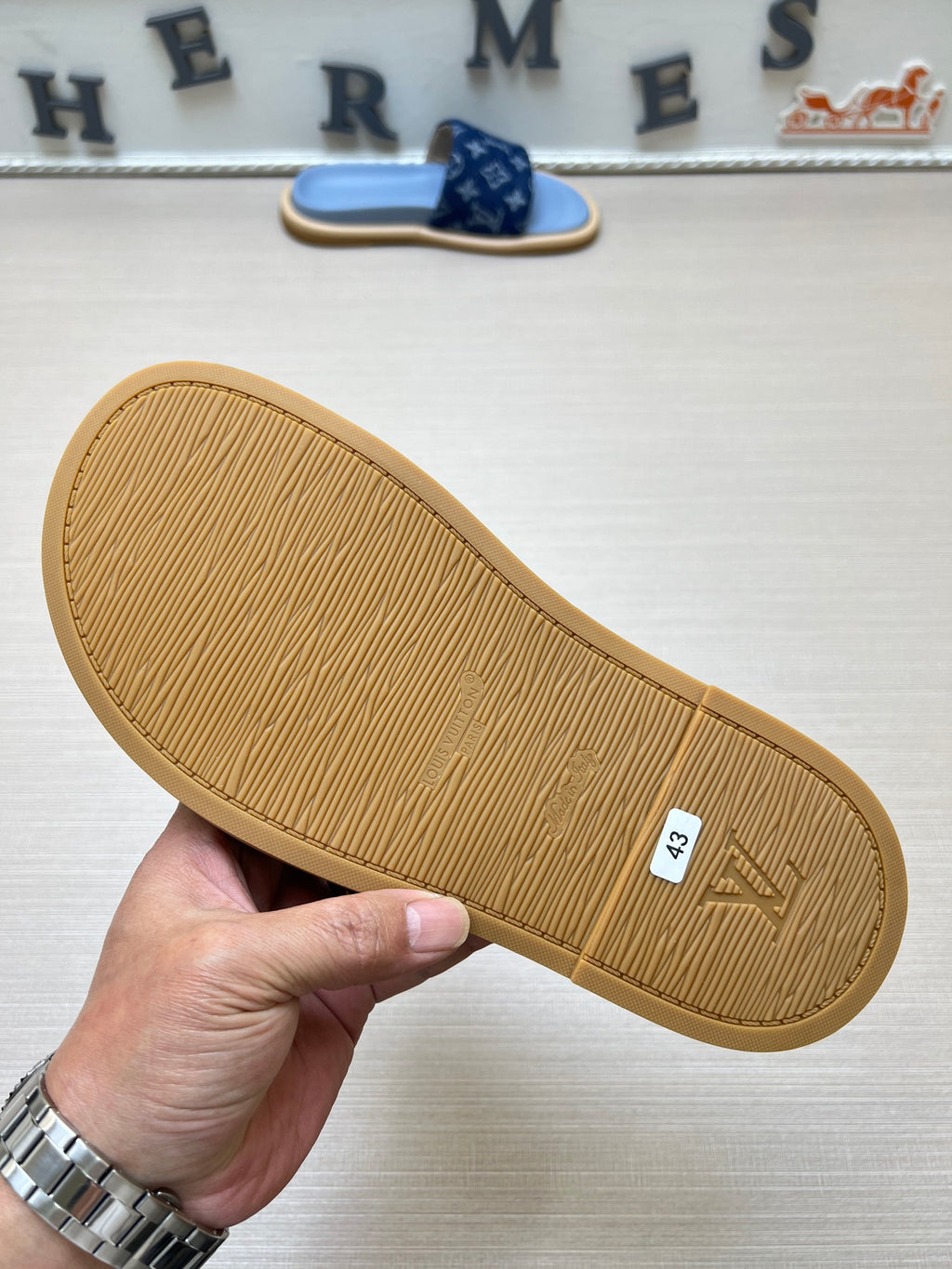 535ZE302Z Popular Slippers