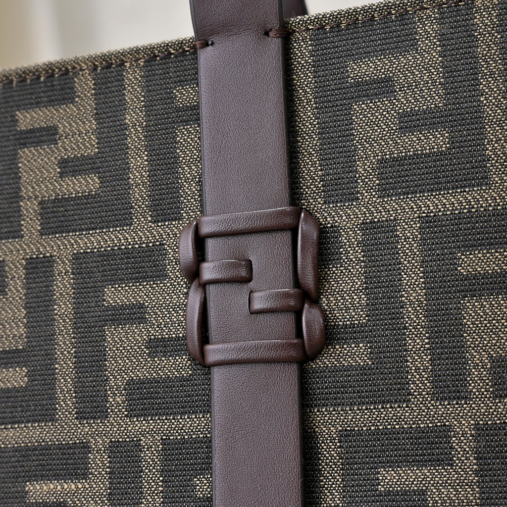 15RF135B Popular Bags
