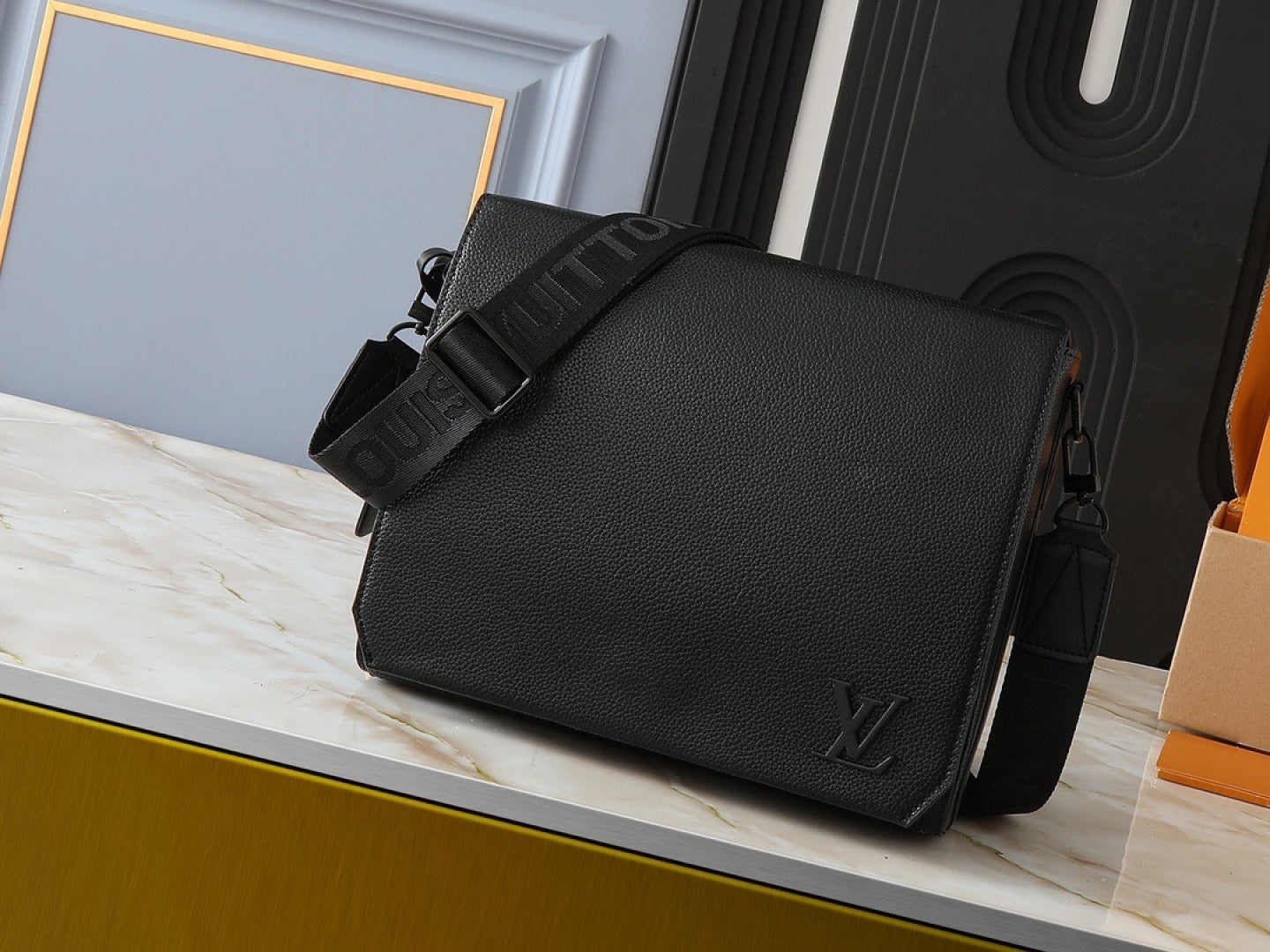 136PE78B Popular leather bag