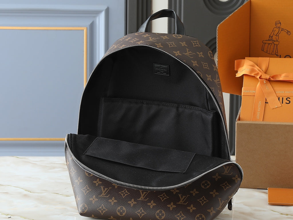 B1X66E3 Popular leather bag
