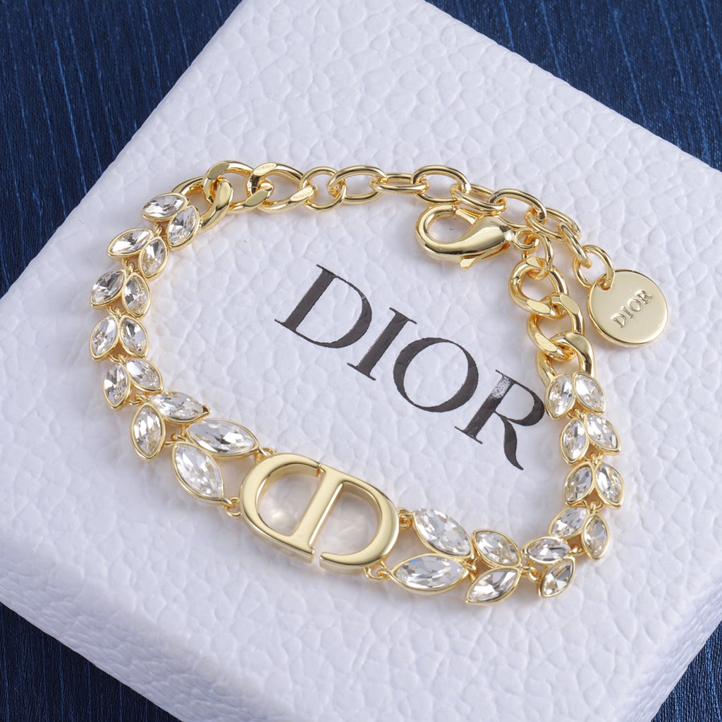 175RD14X Popular   Necklaces . Bracelets