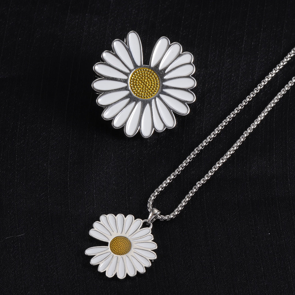 15QA38X Popular Necklace.Brooch