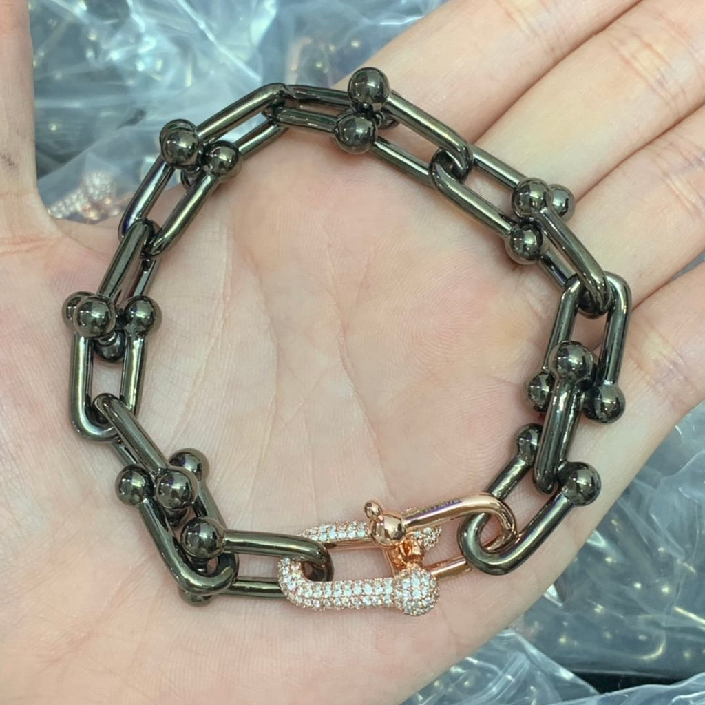 8XT31X  Popular    Earring Bracelets Necklaces