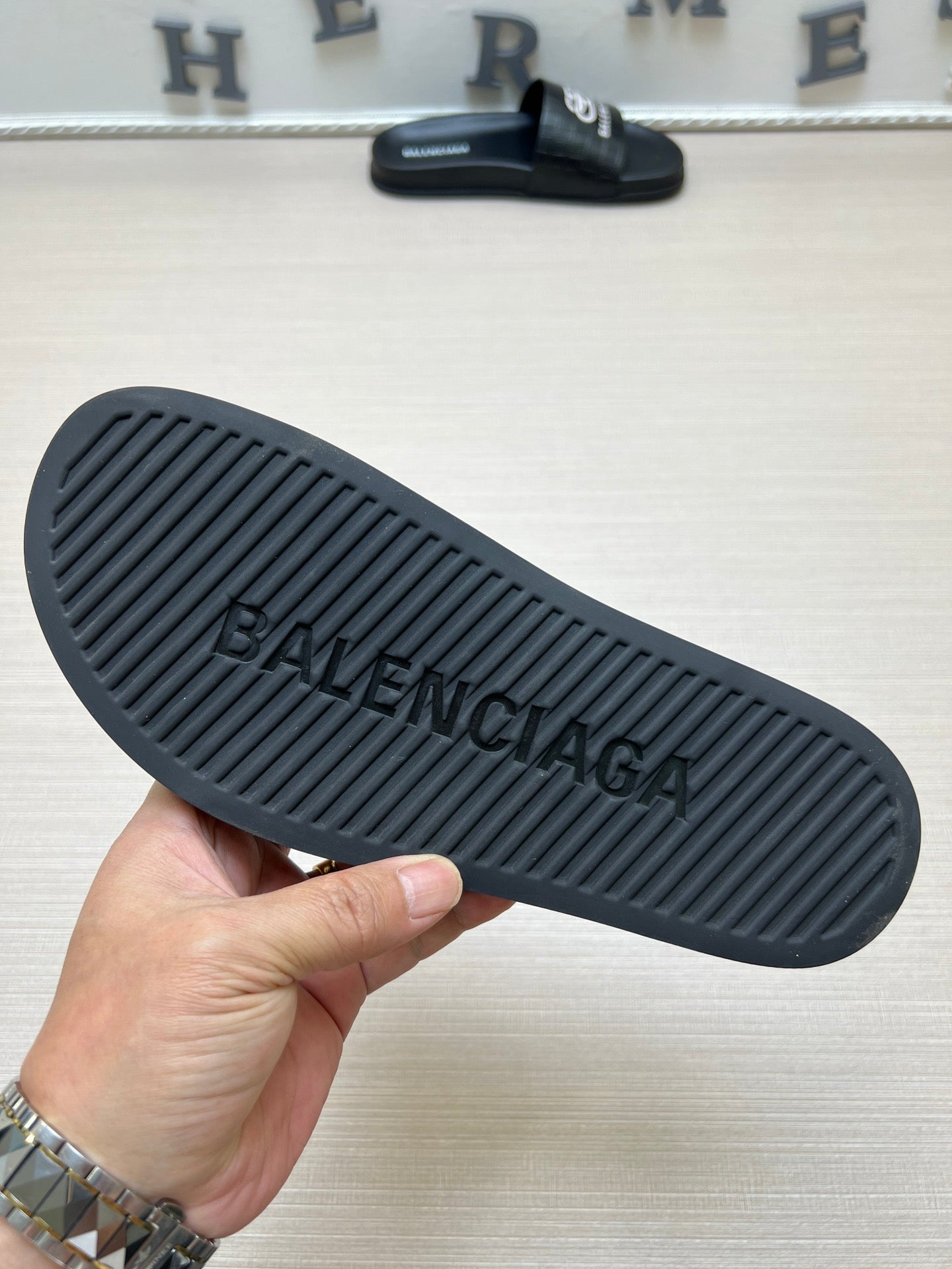 54J99Z Popular slippers