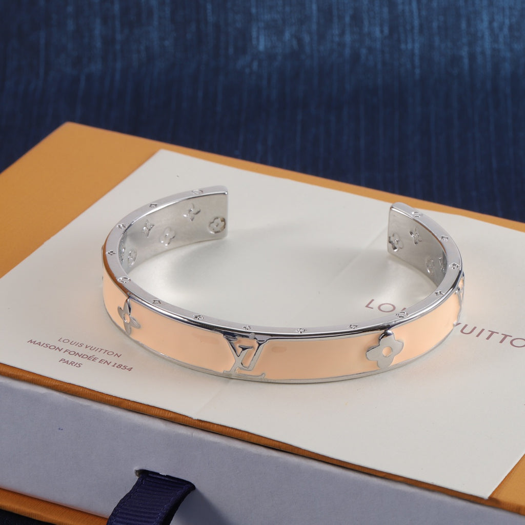 14E1092K  Popular  Bracelets