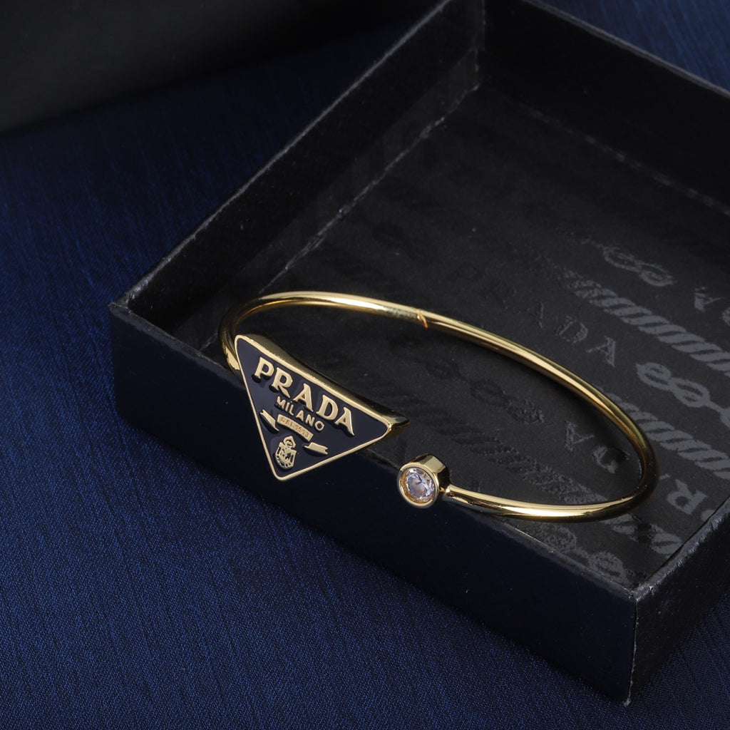 1YPD68K  Popular Bracelets