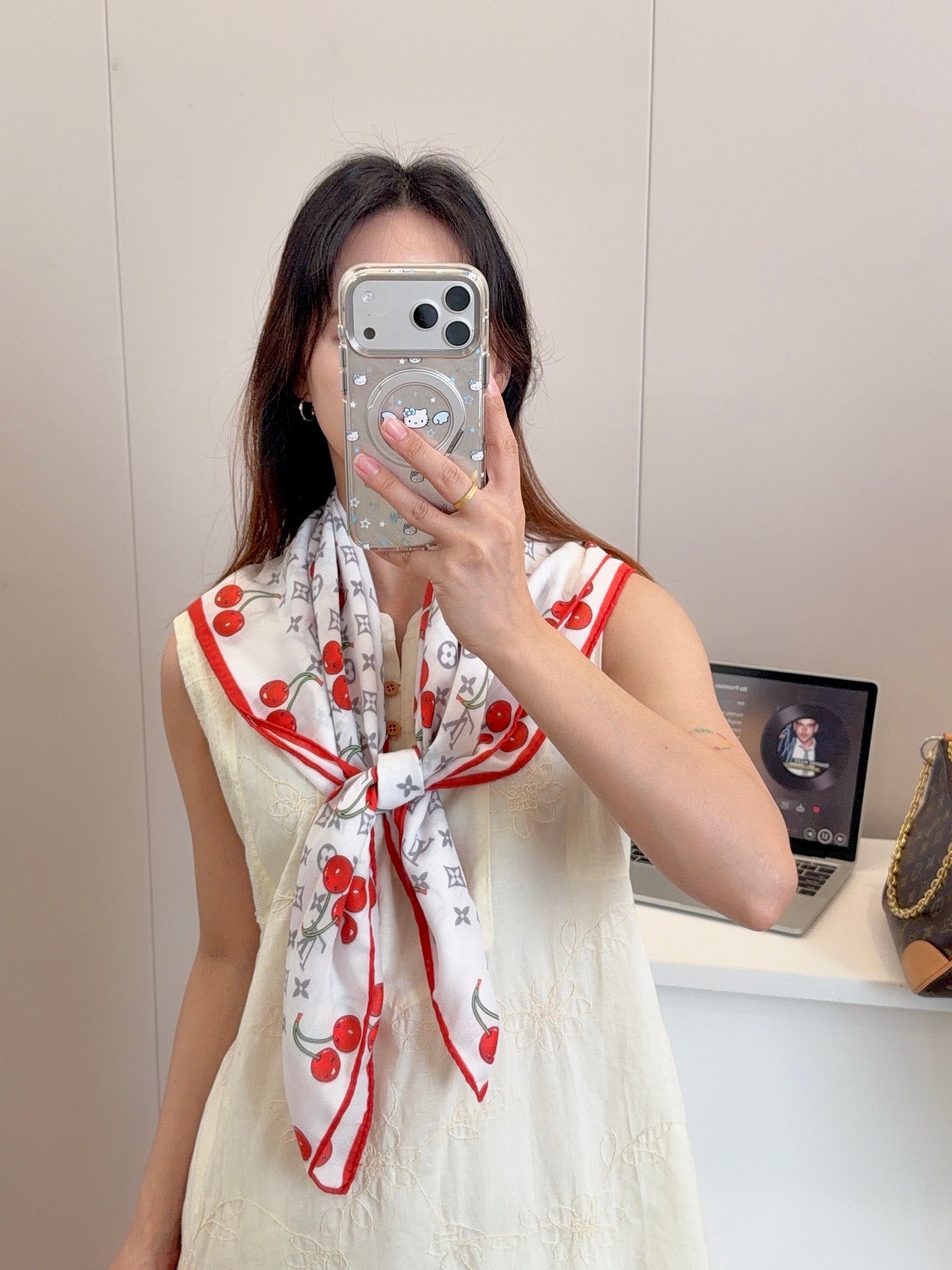 136NE31W Popular Silk Scarve