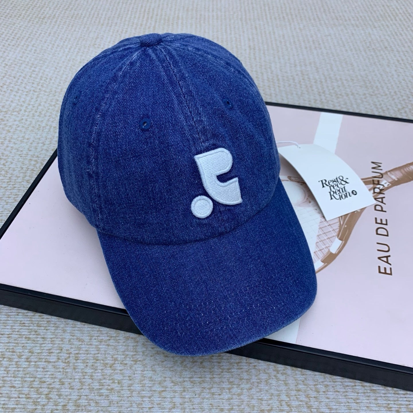 145QA55M Popular hats